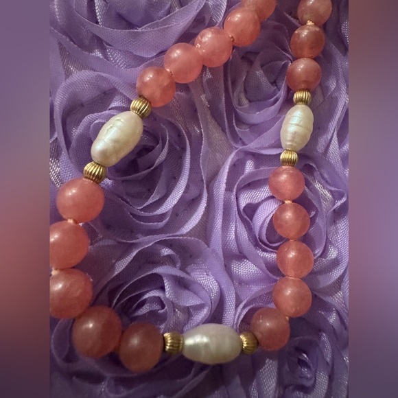 Rhodochrosite beads knotted w/ 14k accents, clasp & freshwater pearls 17” - Picture 3 of 4